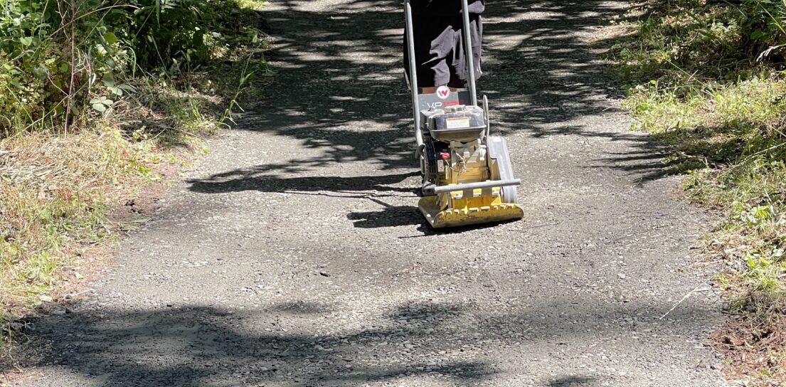 Oliver compacting.